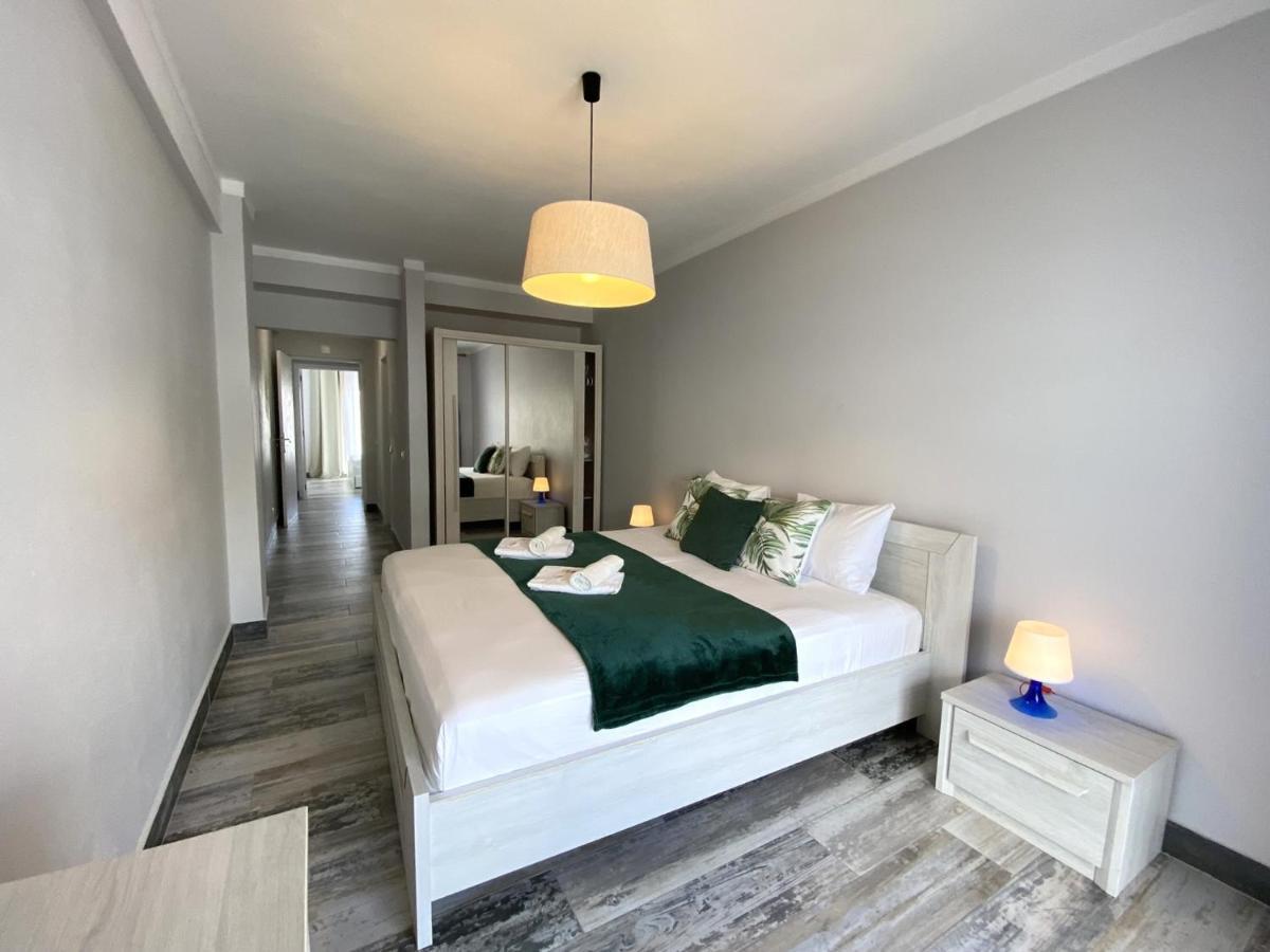 Quarteira Ocean Breeze 2 By Homing Apartment Exterior photo
